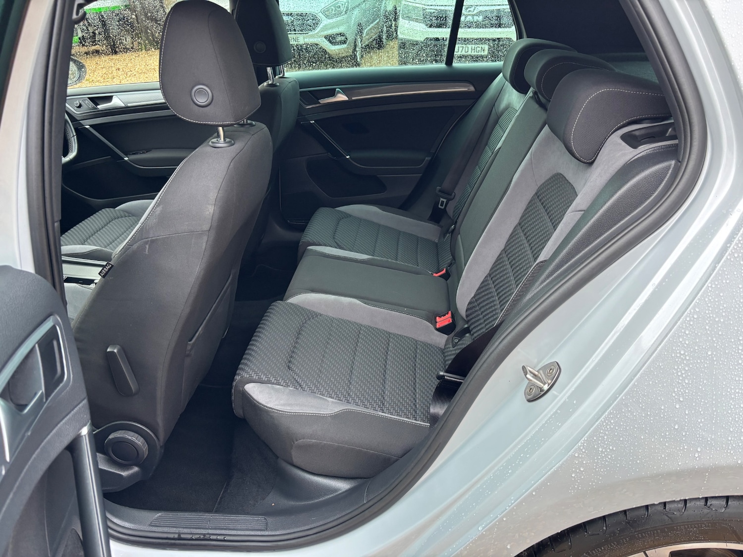 Used Volkswagen Golf 2017 for sale - 77019227: Photo 33