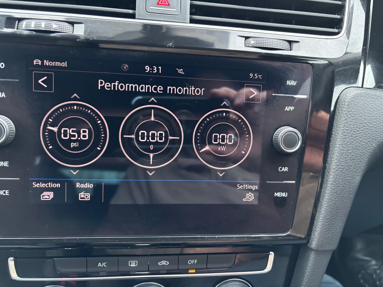 Used Volkswagen Golf 2017 for sale - 77019227: Photo 41