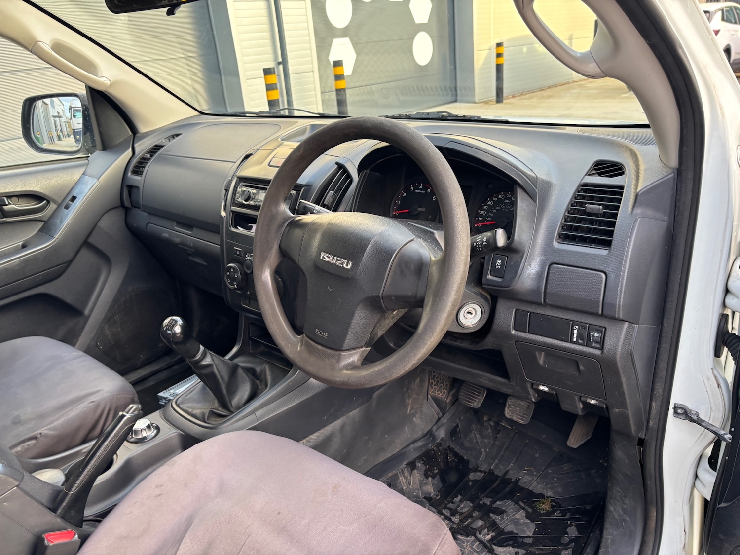 Used Isuzu D-Max 2012 for sale - 77532467: Photo 28