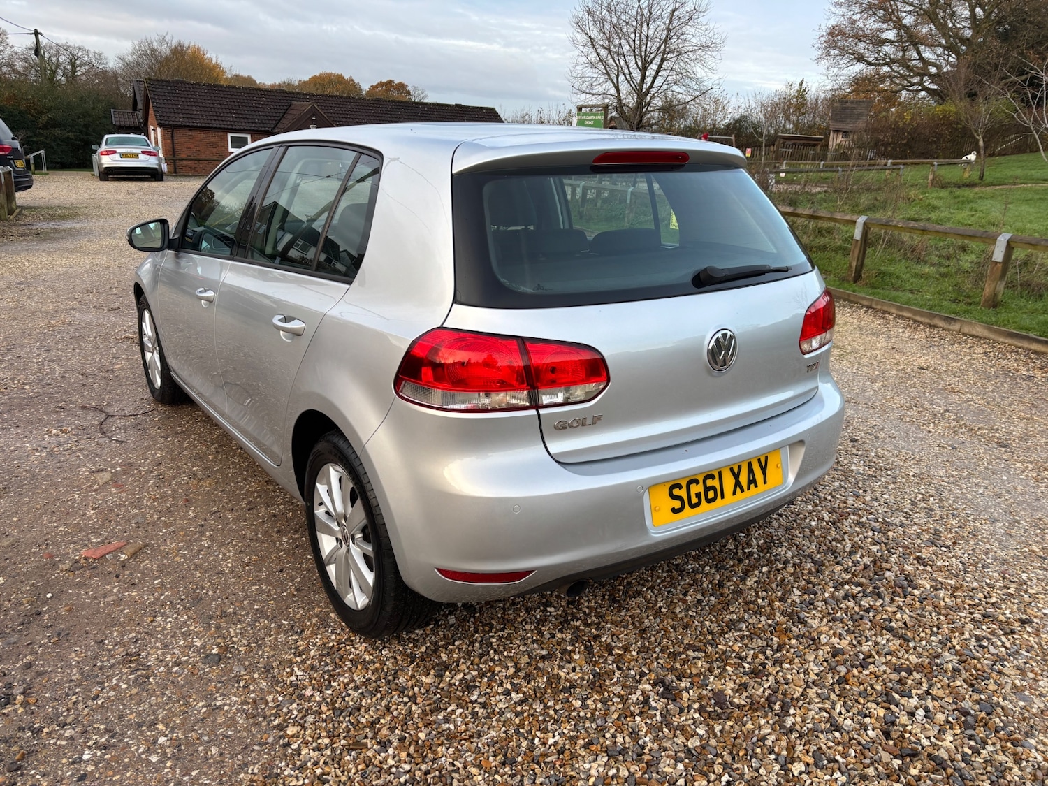 Used Volkswagen Golf 2011 for sale - 76835327: Photo 17