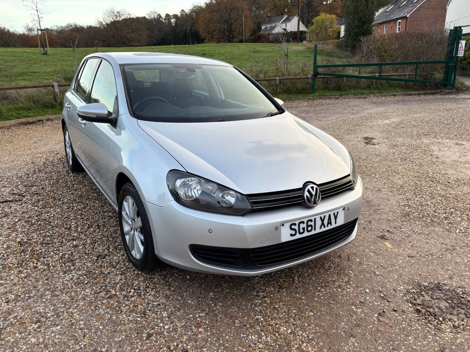 Used Volkswagen Golf 2011 for sale - 76835327: Photo 3
