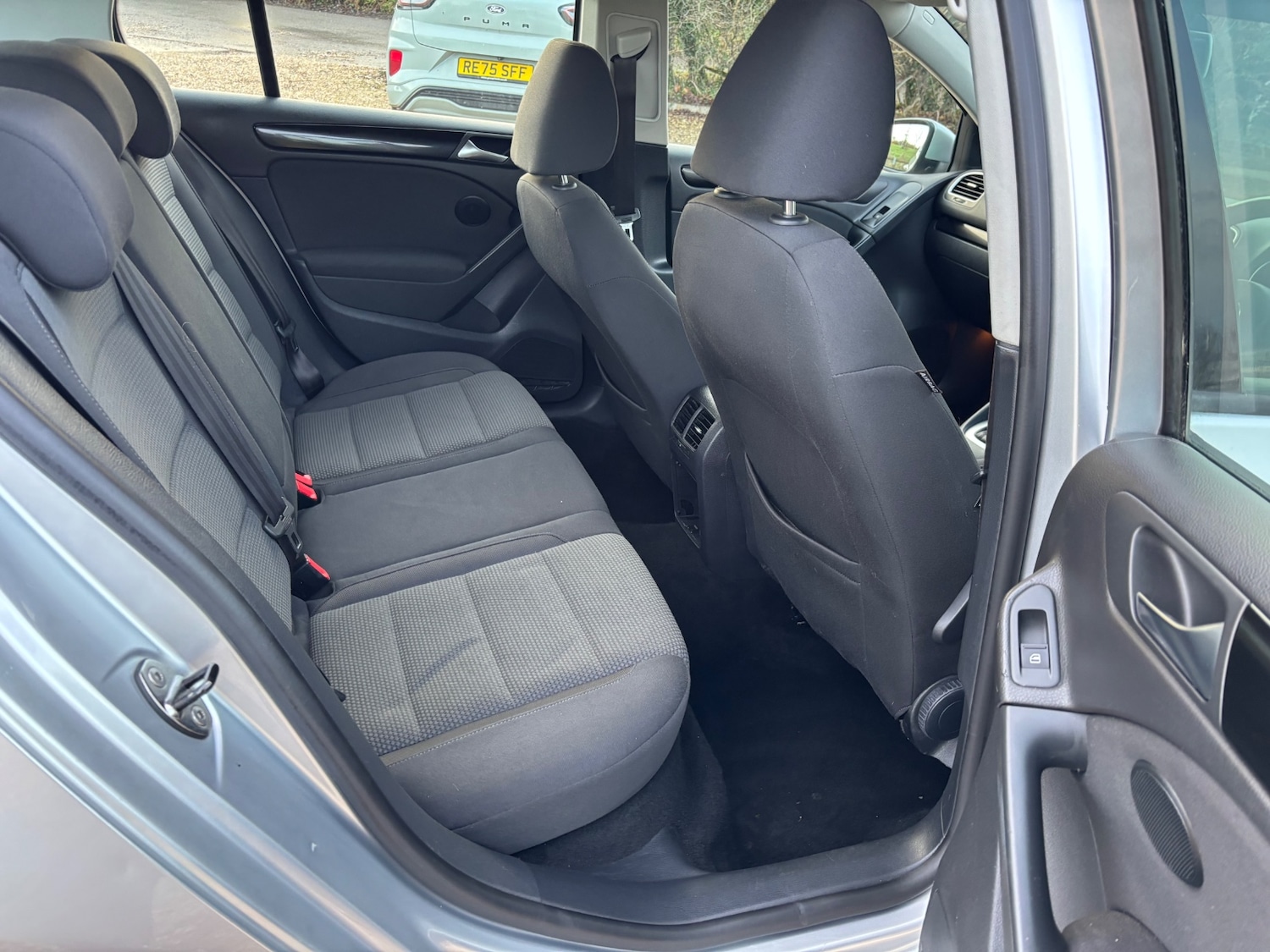 Used Volkswagen Golf 2011 for sale - 76835327: Photo 31