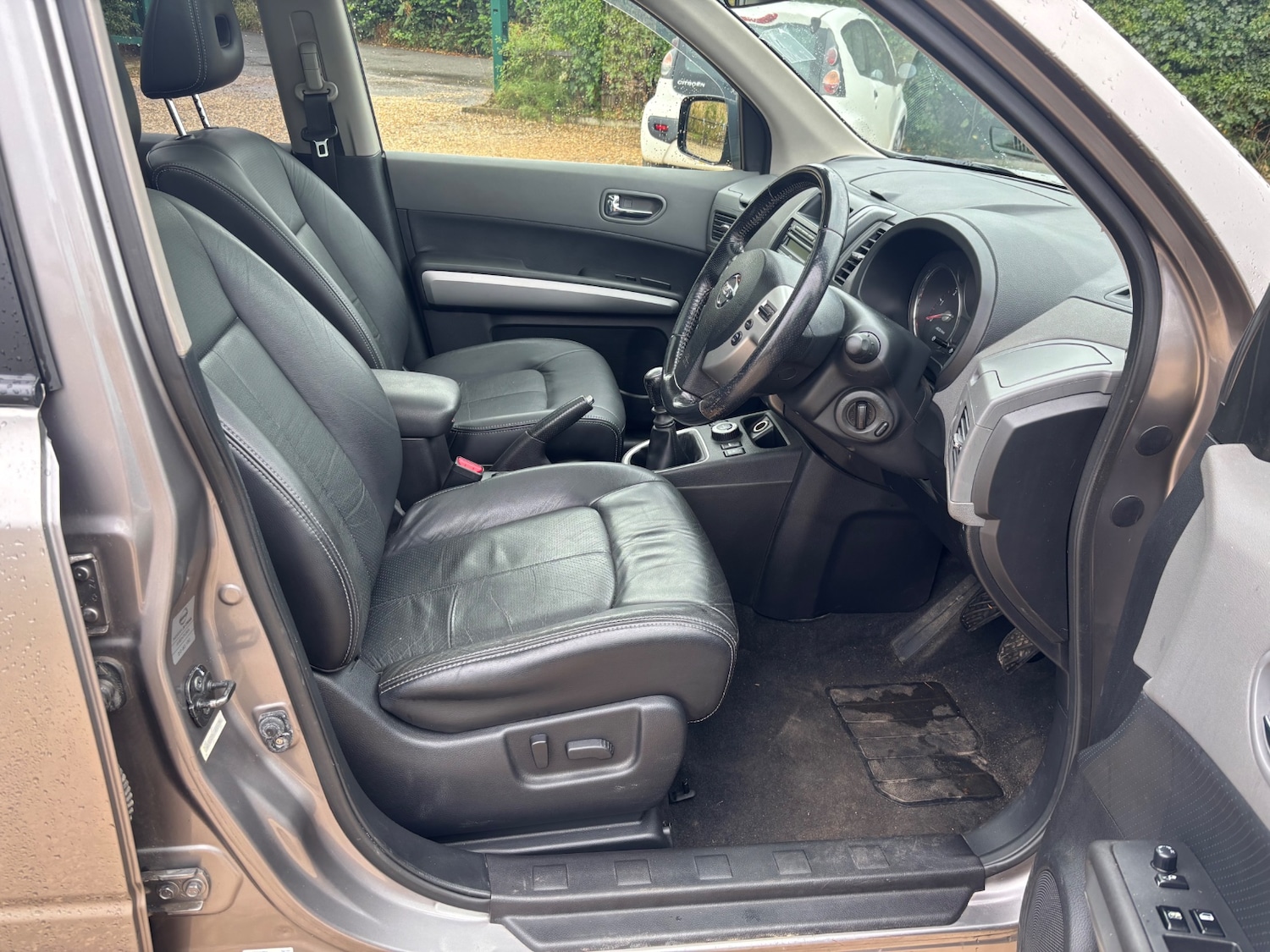 Vehicle 27