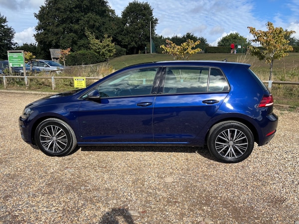 Used Volkswagen Golf 2017 for sale - 75735986: Photo 14