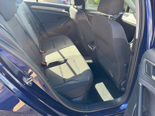 Used Volkswagen Golf 2017 for sale - 75735986: Photo 34