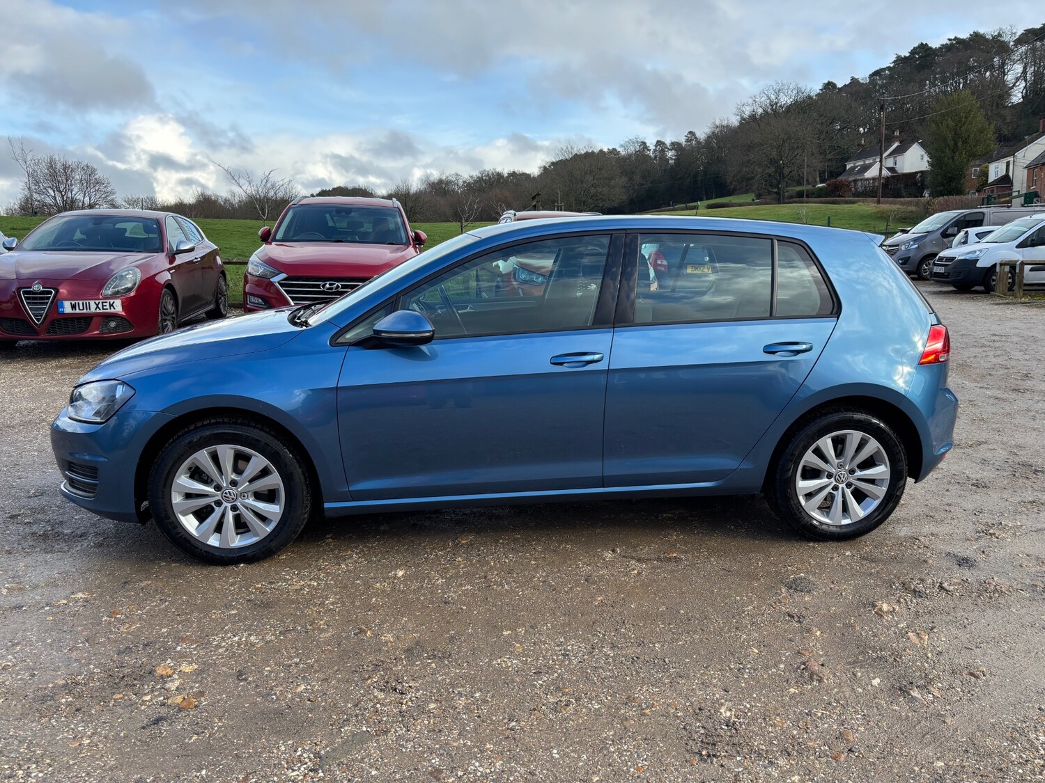 Used Volkswagen Golf 2014 for sale - 77318496: Photo 10