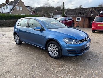 Used Volkswagen Golf 2014 for sale - 77318496: Photo
