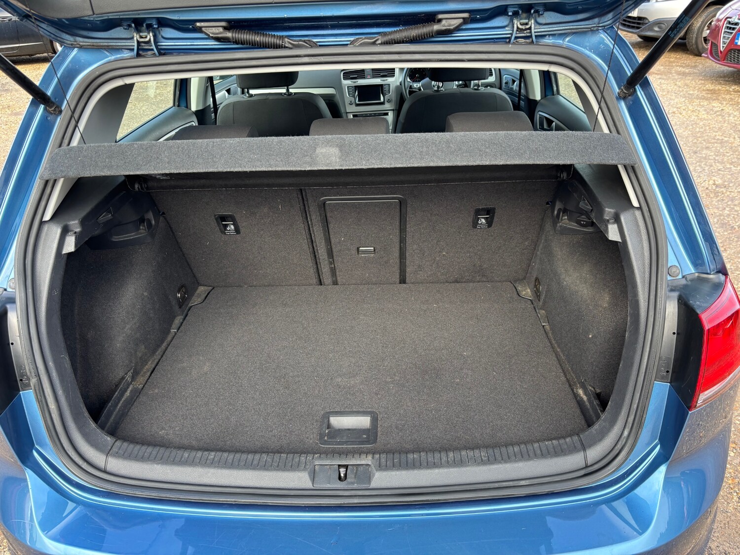 Used Volkswagen Golf 2014 for sale - 77318496: Photo 34