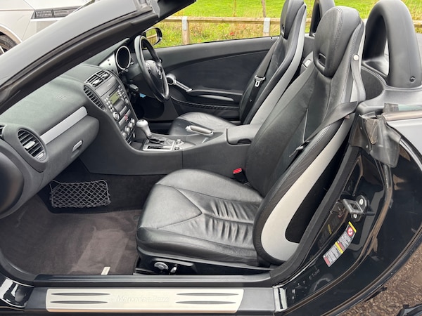 Used Mercedes-Benz SLK 2005 for sale - 76262938: Photo 46
