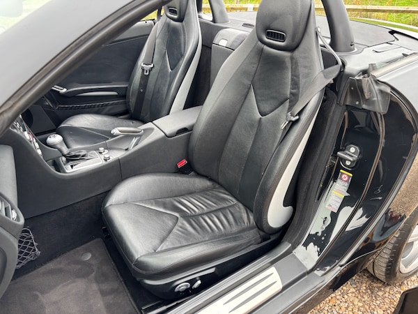 Used Mercedes-Benz SLK 2005 for sale - 76262938: Photo 47