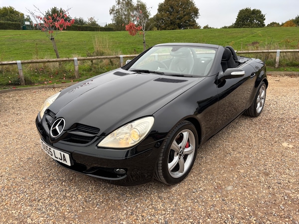 Used Mercedes-Benz SLK 2005 for sale - 76262938: Photo 8