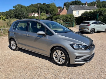 Used Volkswagen Golf SV 2018 for sale - 79088663: Photo