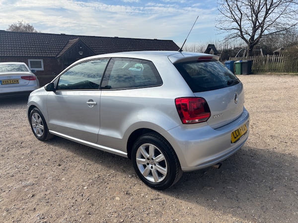 Used Volkswagen Polo 2011 for sale - 74060671: Photo 14