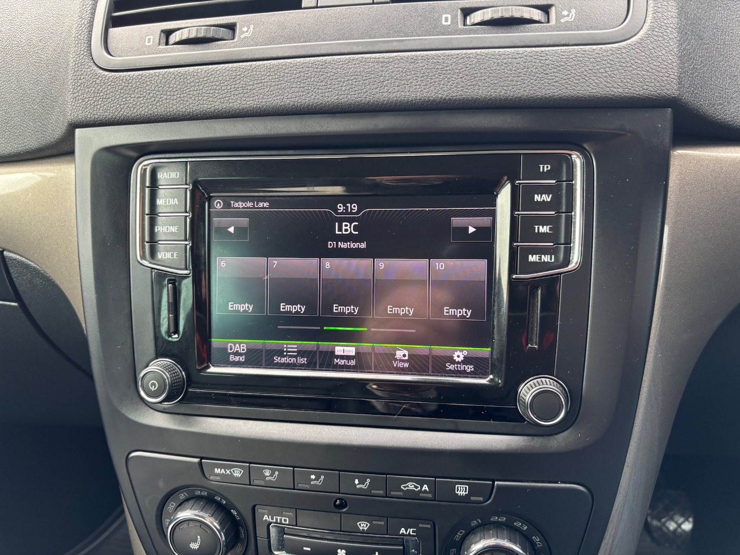 Used Skoda Yeti 2017 for sale - 76533671: Photo 37