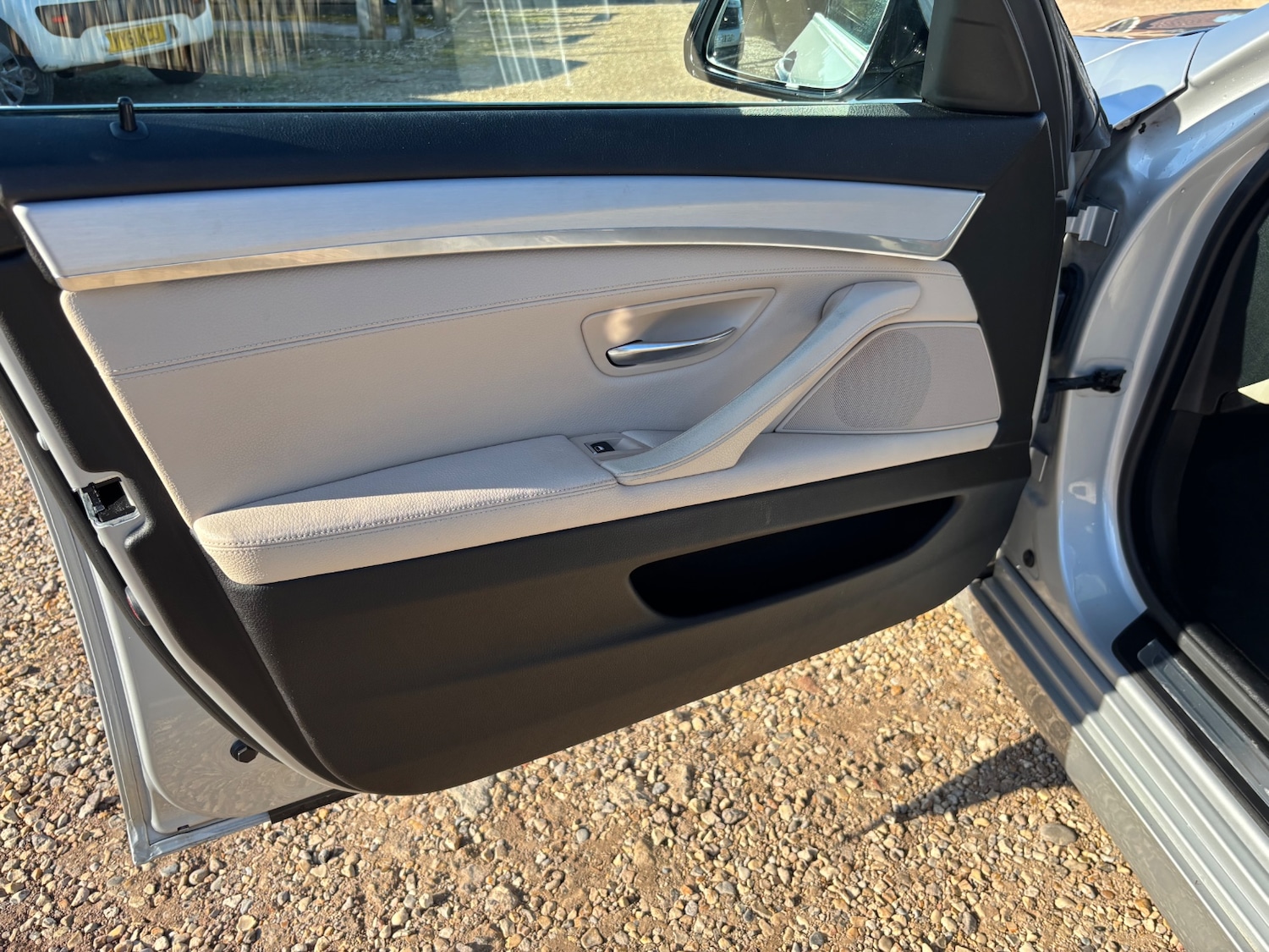 Used BMW 5 Series 2014 for sale - 76119483: Photo 32