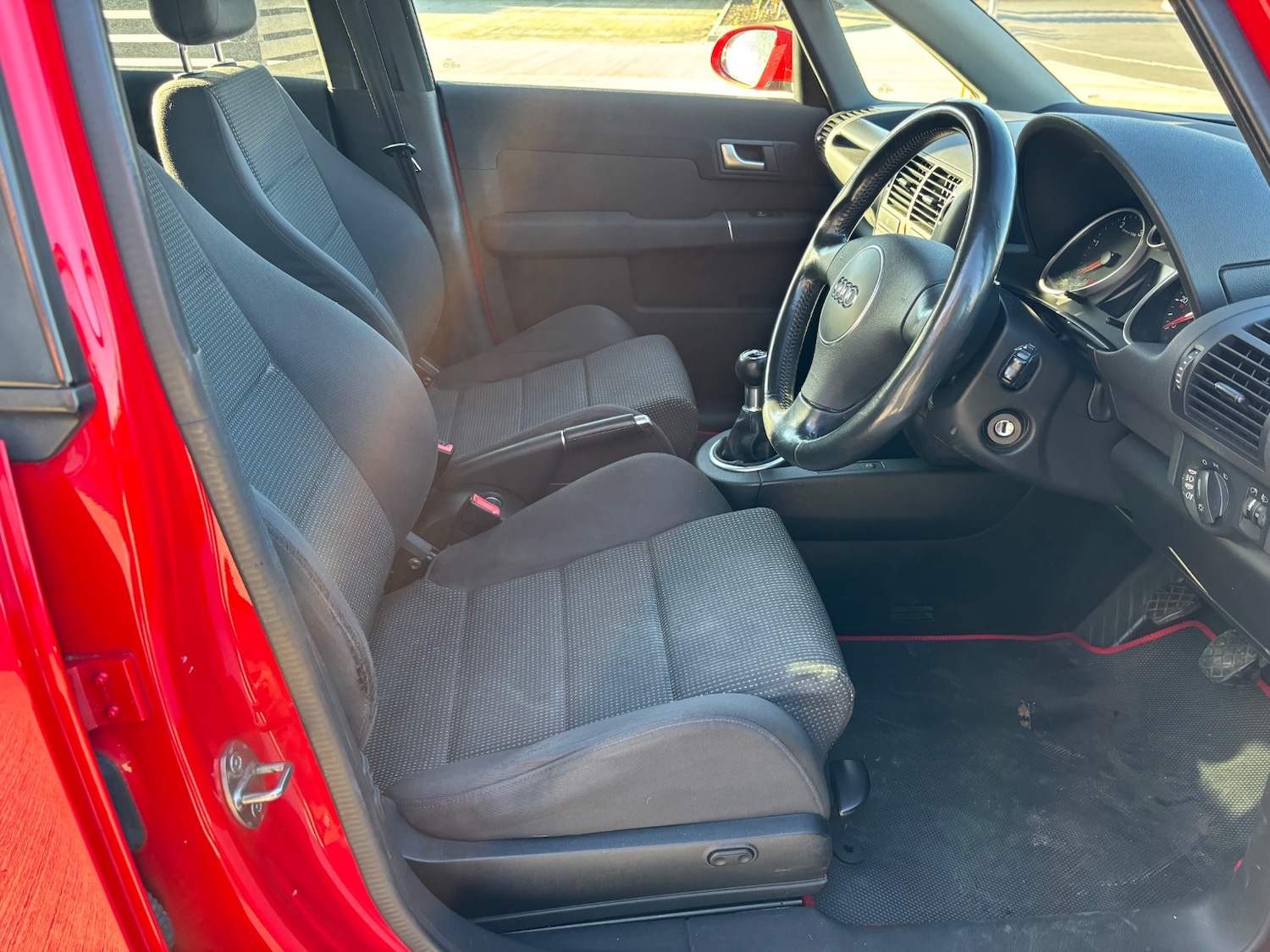 Used Audi A2 2004 for sale - 77046451: Photo 30