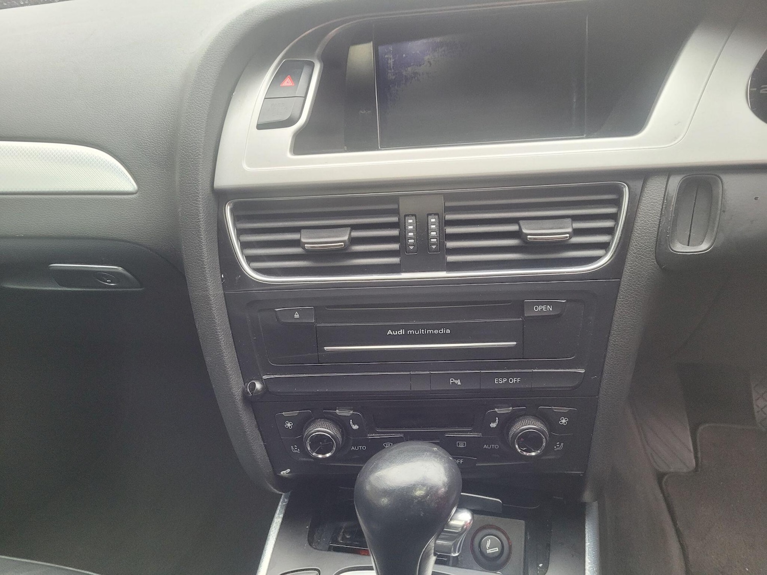 Used Audi A4 2009 for sale - 78007093: Photo 29