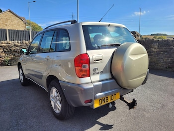 Used Toyota RAV4 2003 for sale - 79508930: Photo