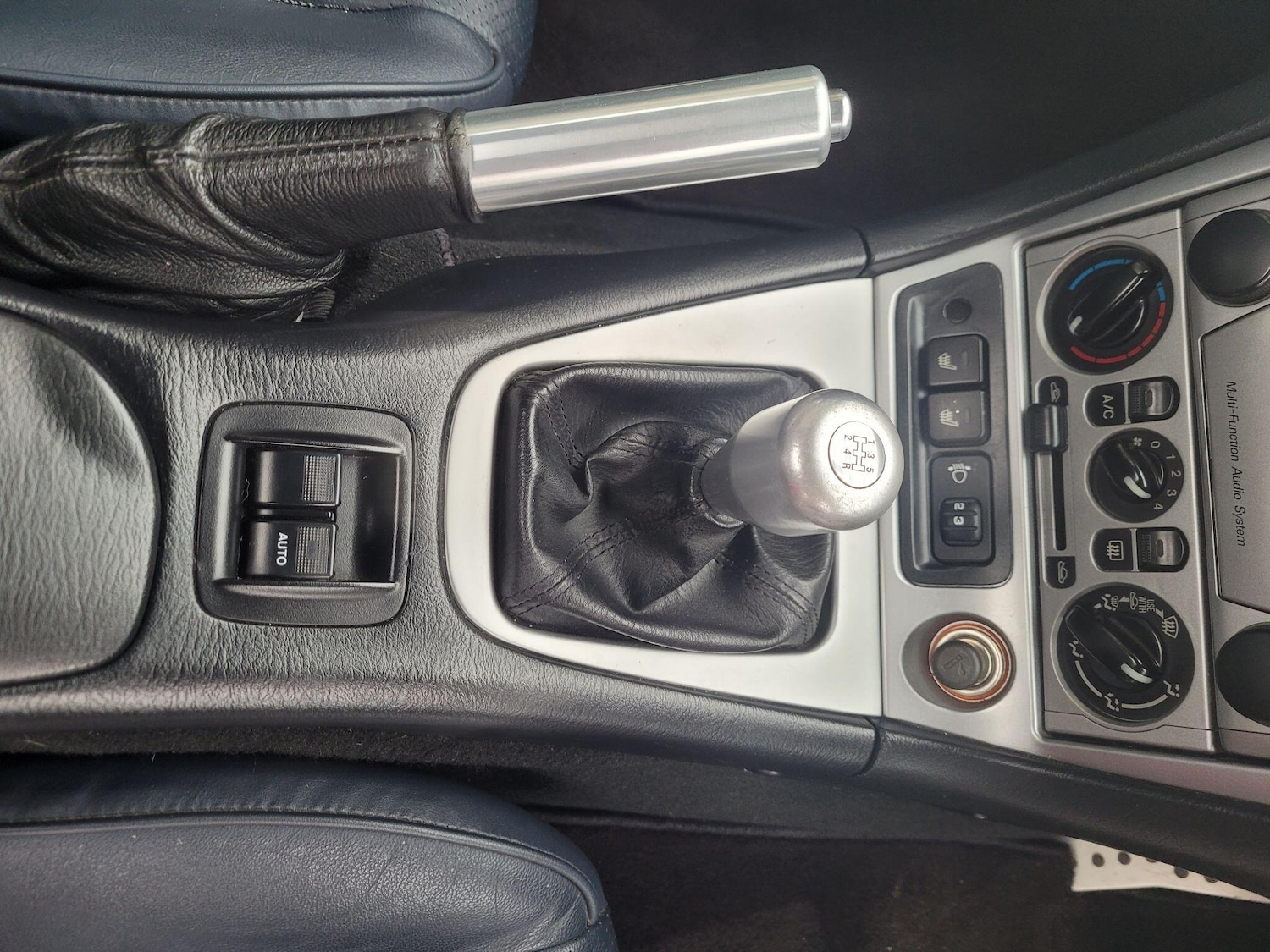 Used Mazda MX-5 2004 for sale - 76538928: Photo 29