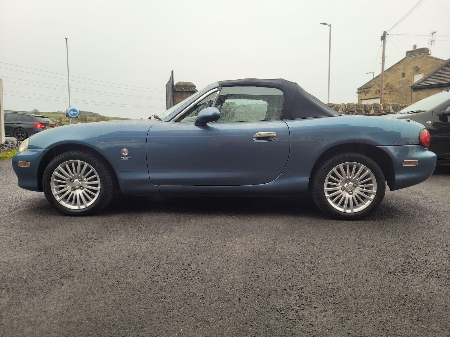 Used Mazda MX-5 2004 for sale - 76538928: Photo 4