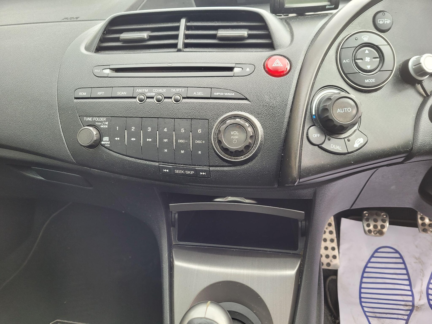 Vehicle 29