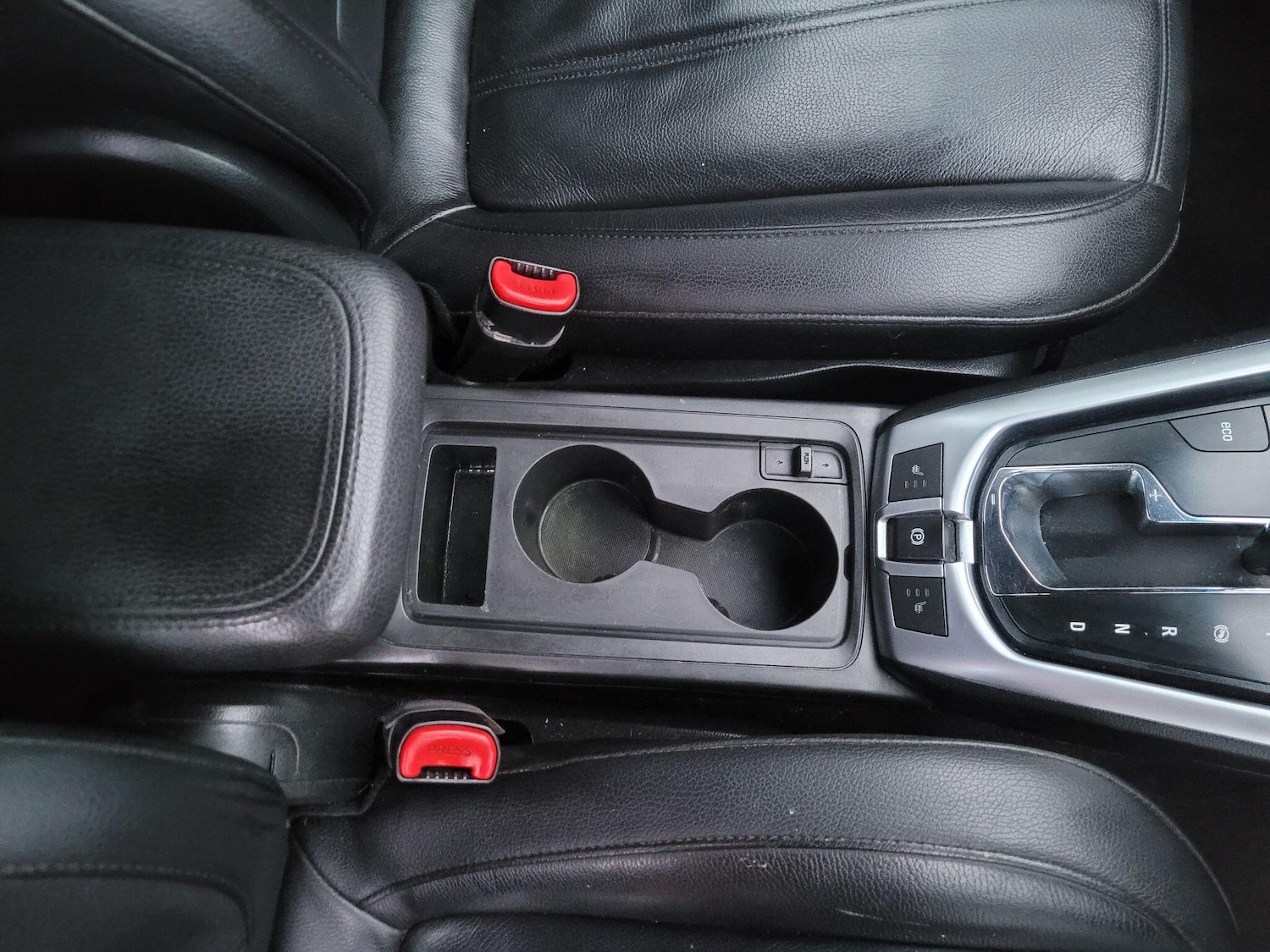 Used Vauxhall Antara 2012 for sale - 77440734: Photo 24