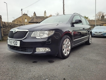 Used Skoda Superb 2011 for sale - 76283213: Photo