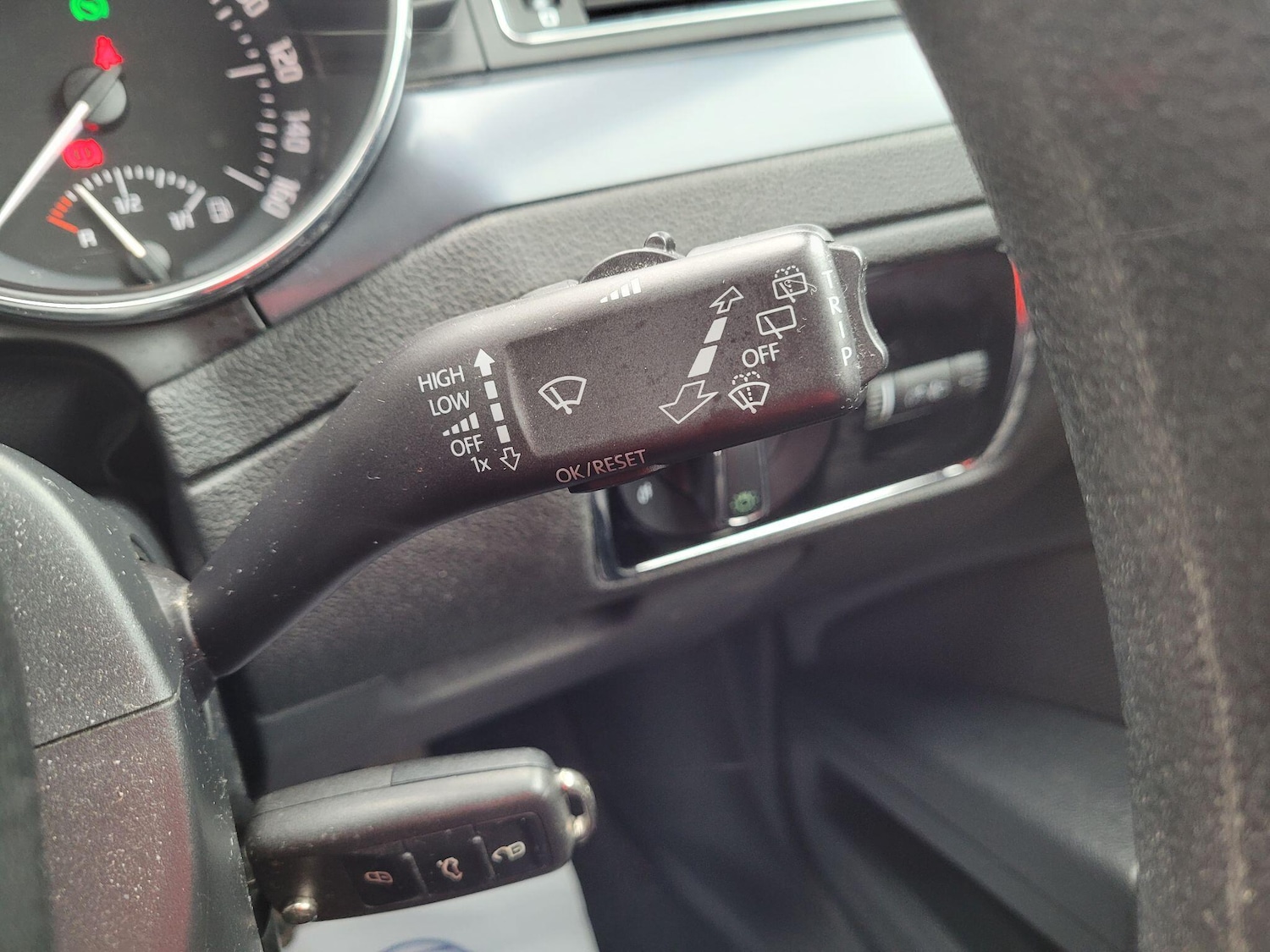 Used Skoda Superb 2011 for sale - 76283213: Photo 32