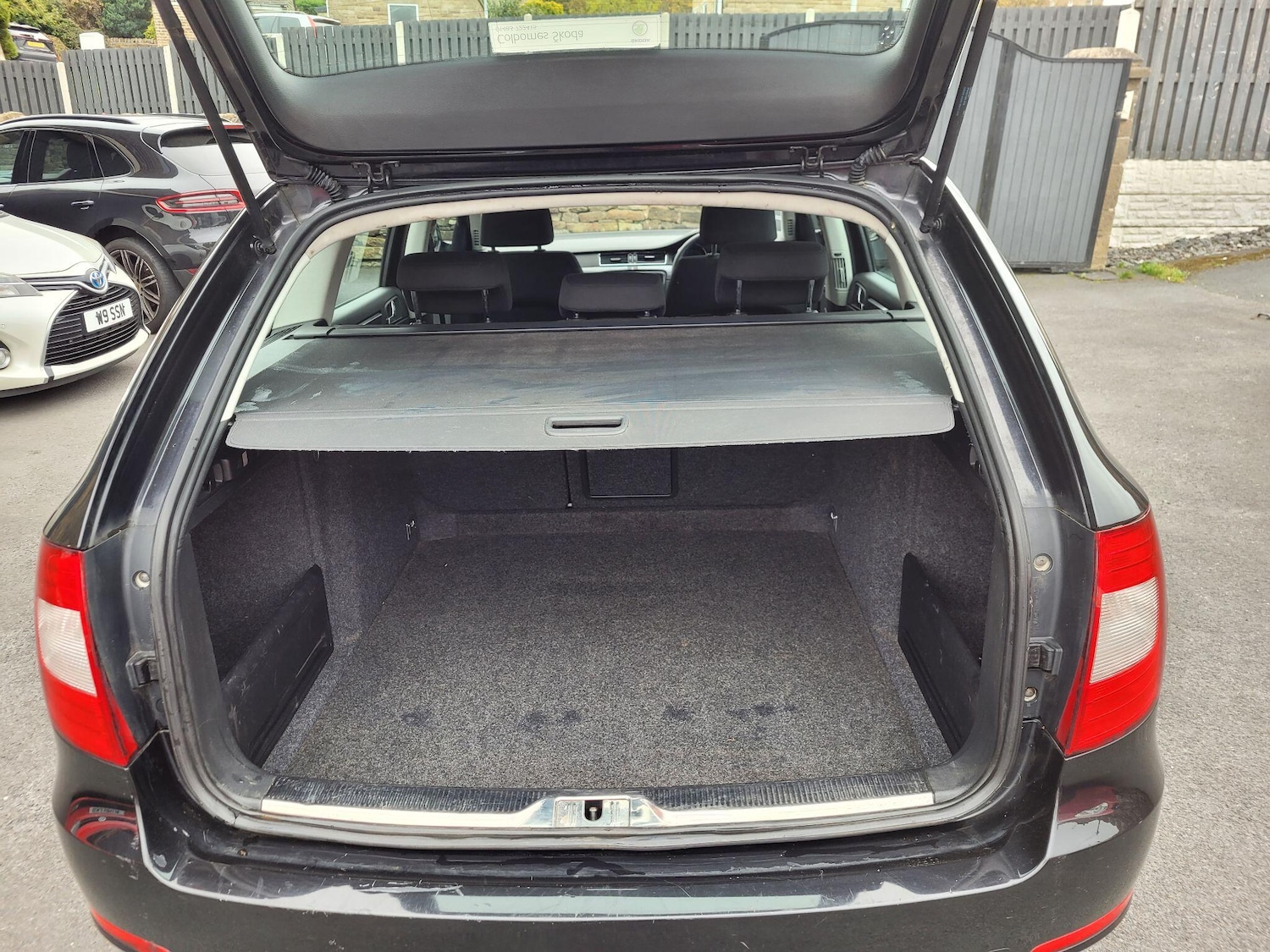 Used Skoda Superb 2011 for sale - 76283213: Photo 34