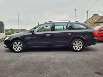 Used Skoda Superb 2011 for sale - 76283213: Photo
