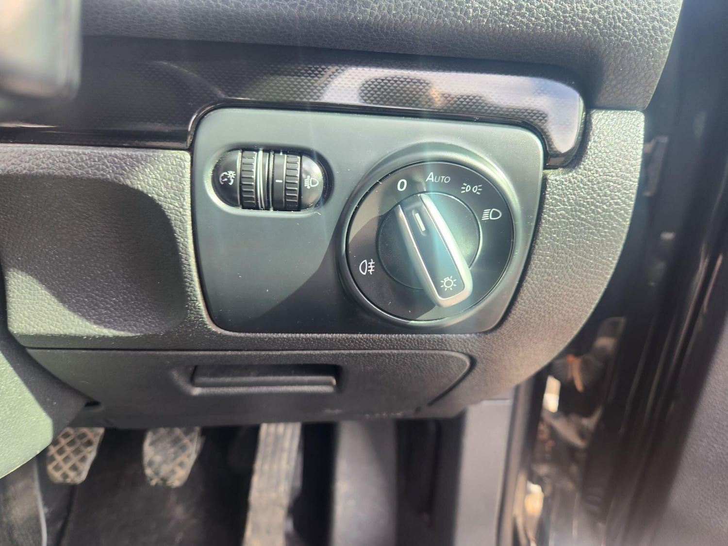 Used Volkswagen Golf 2010 for sale - 78157320: Photo 34