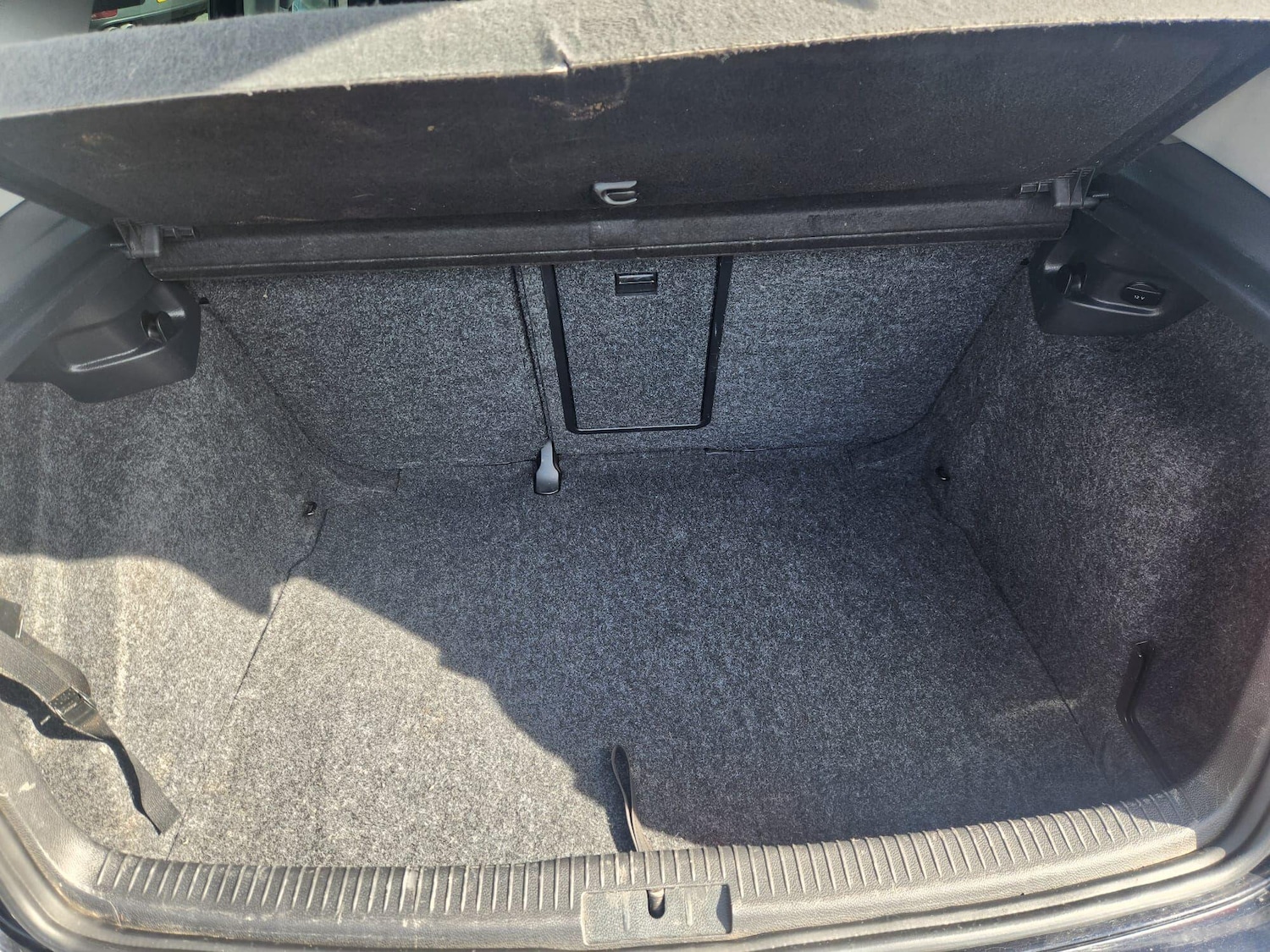 Used Volkswagen Golf 2010 for sale - 78157320: Photo 36