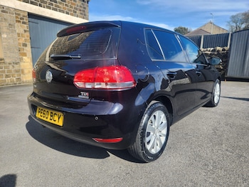 Used Volkswagen Golf 2010 for sale - 78157320: Photo