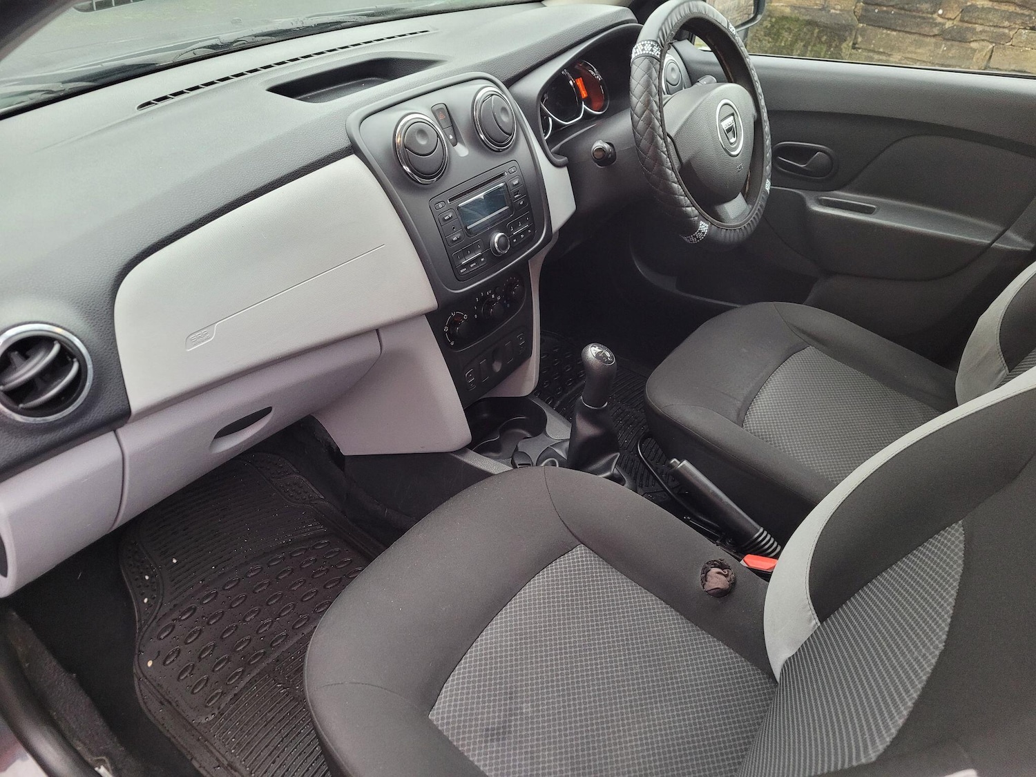 Used Dacia Sandero 2013 for sale - 76512009: Photo 14