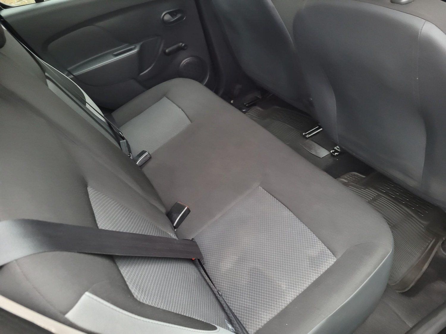 Used Dacia Sandero 2013 for sale - 76512009: Photo 16