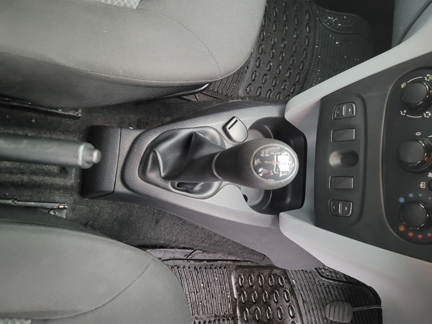 Used Dacia Sandero 2013 for sale - 76512009: Photo 21