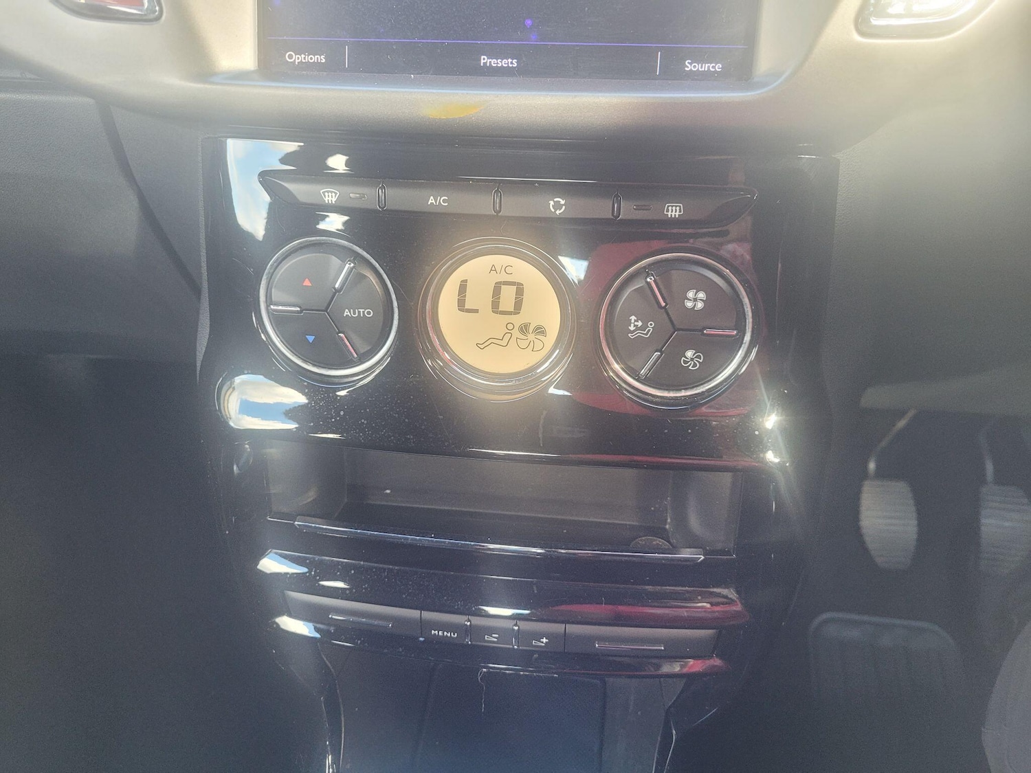 Vehicle 28
