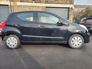 Used Nissan Pixo 2009 for sale - 76432748: Photo