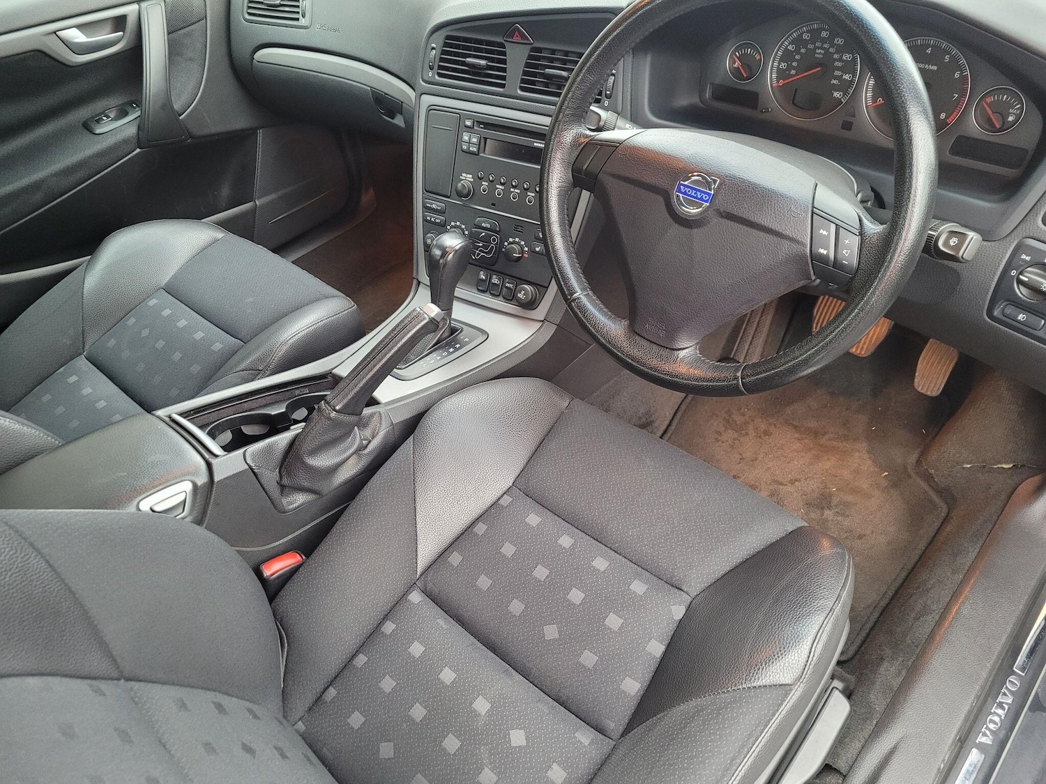 Used Volvo S60 2006 for sale - 76886930: Photo 13