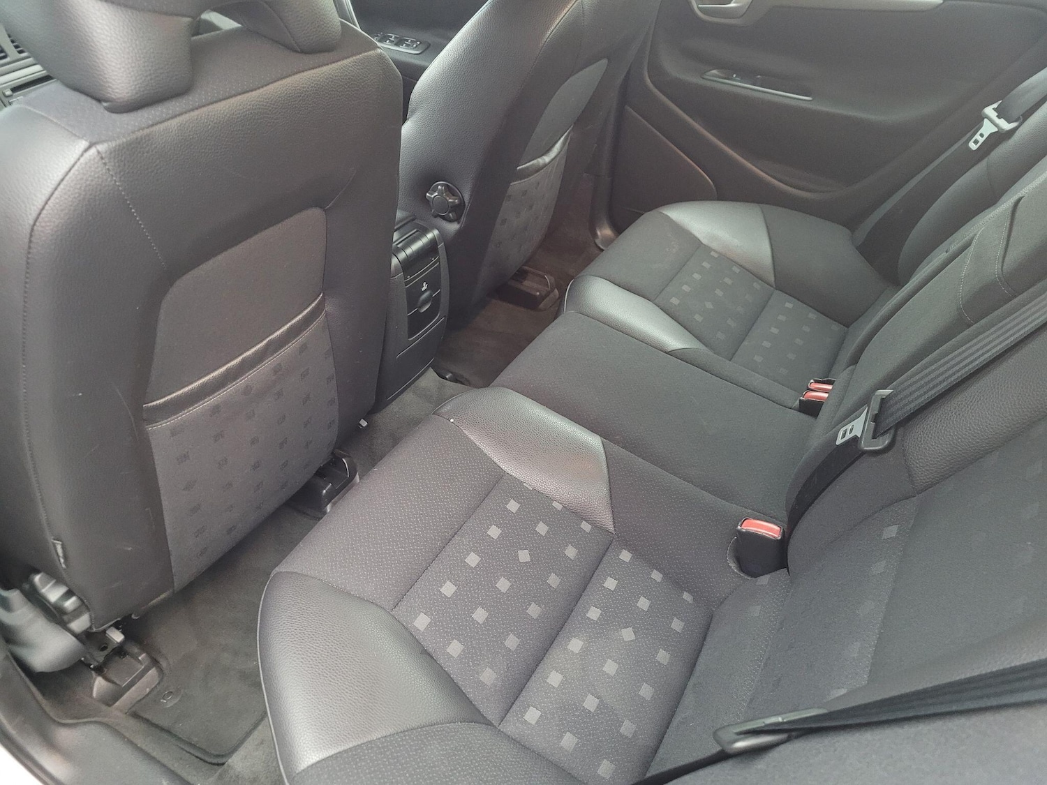 Used Volvo S60 2006 for sale - 76886930: Photo 17