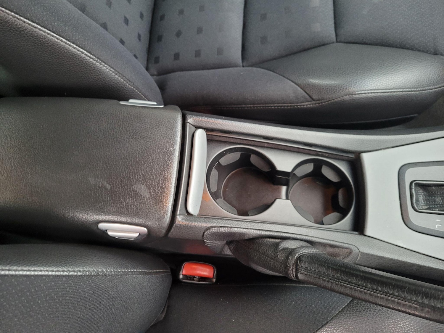 Used Volvo S60 2006 for sale - 76886930: Photo 25