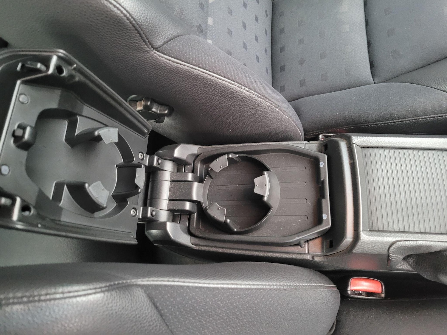 Used Volvo S60 2006 for sale - 76886930: Photo 27