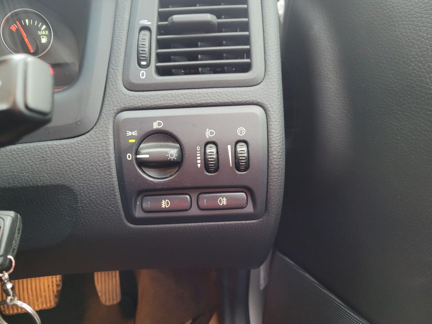 Used Volvo S60 2006 for sale - 76886930: Photo 35