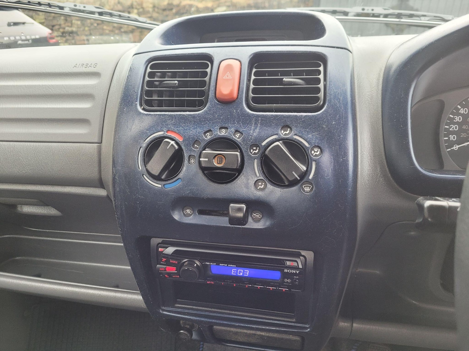 Used Suzuki Wagon R 2002 for sale - 77315325: Photo 25