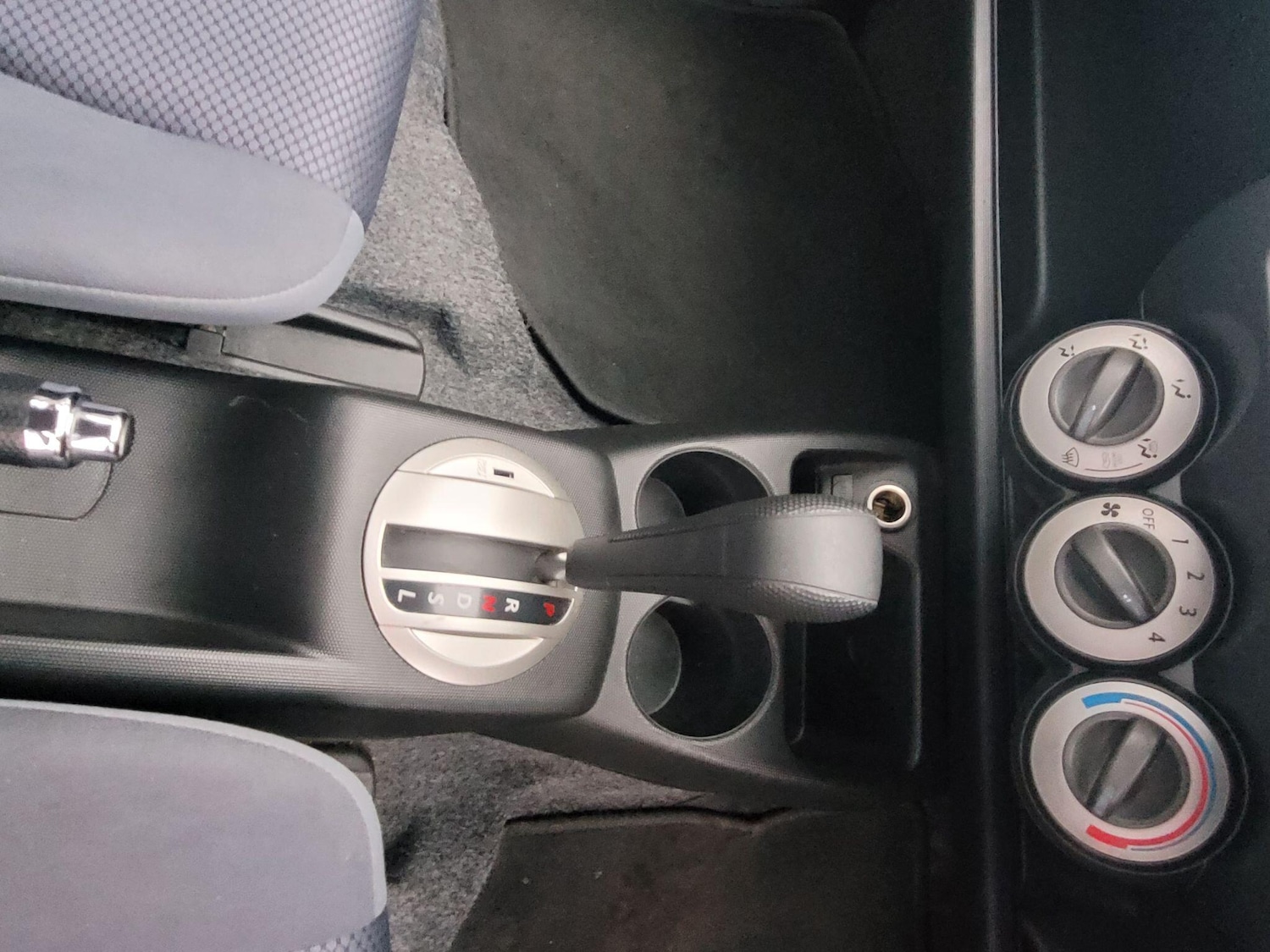 Used Honda Jazz 2009 for sale - 77344788: Photo 23