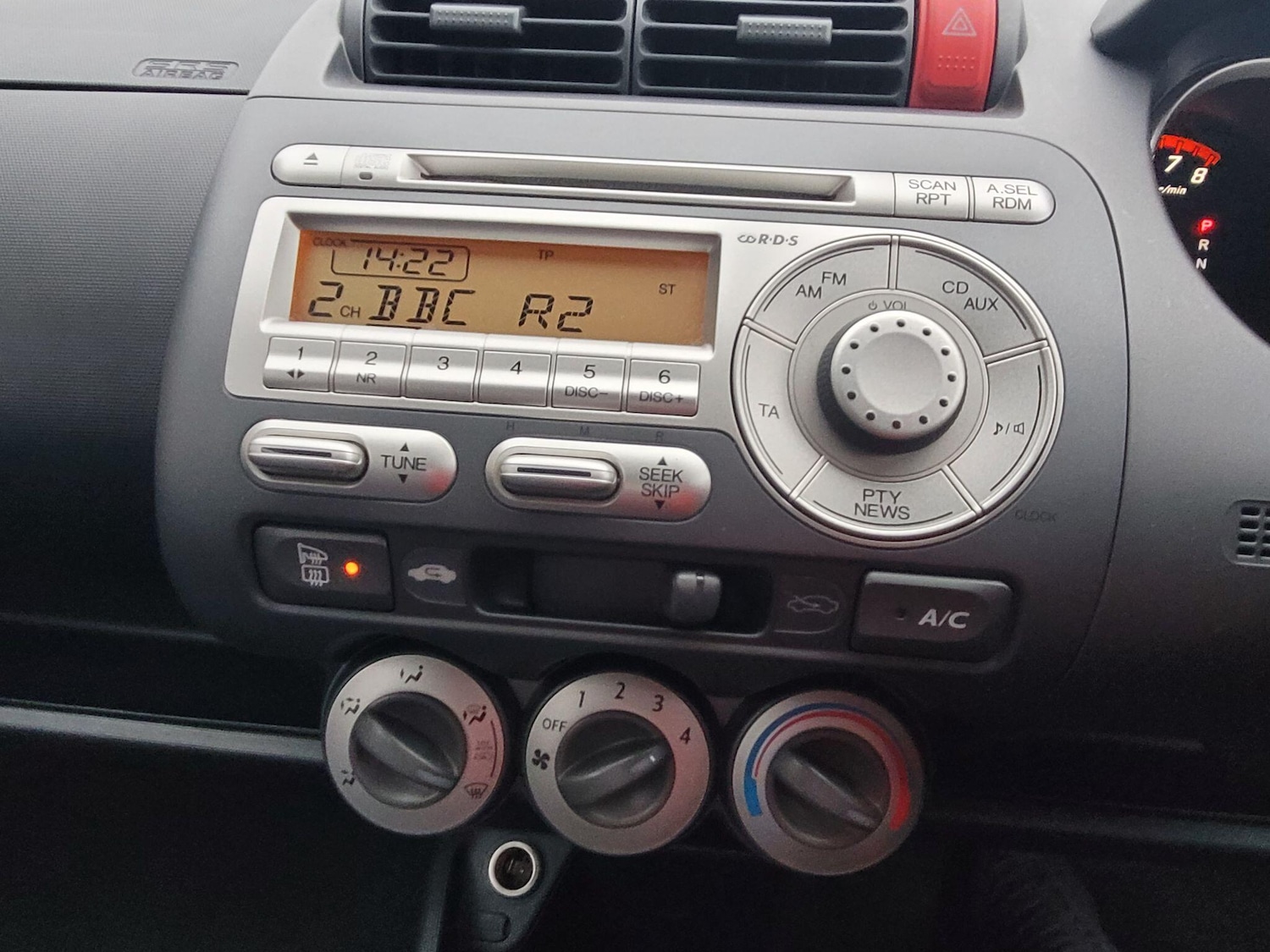 Used Honda Jazz 2009 for sale - 77344788: Photo 28