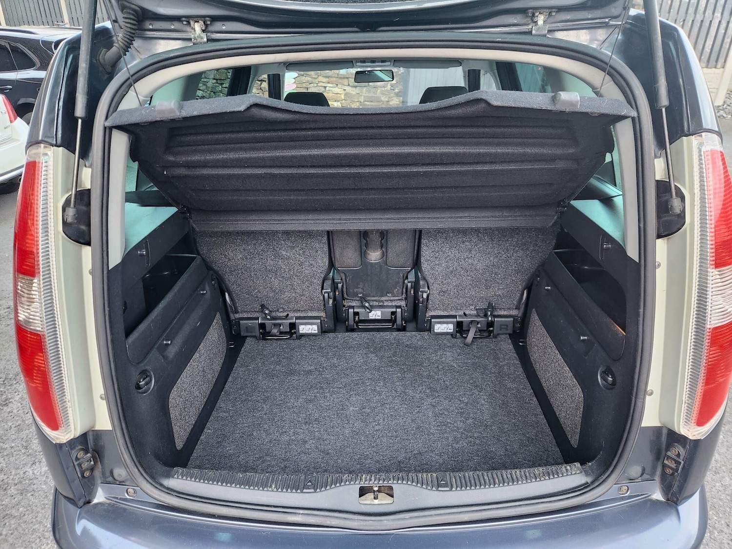 Used Skoda Roomster 2009 for sale - 78100047: Photo 32