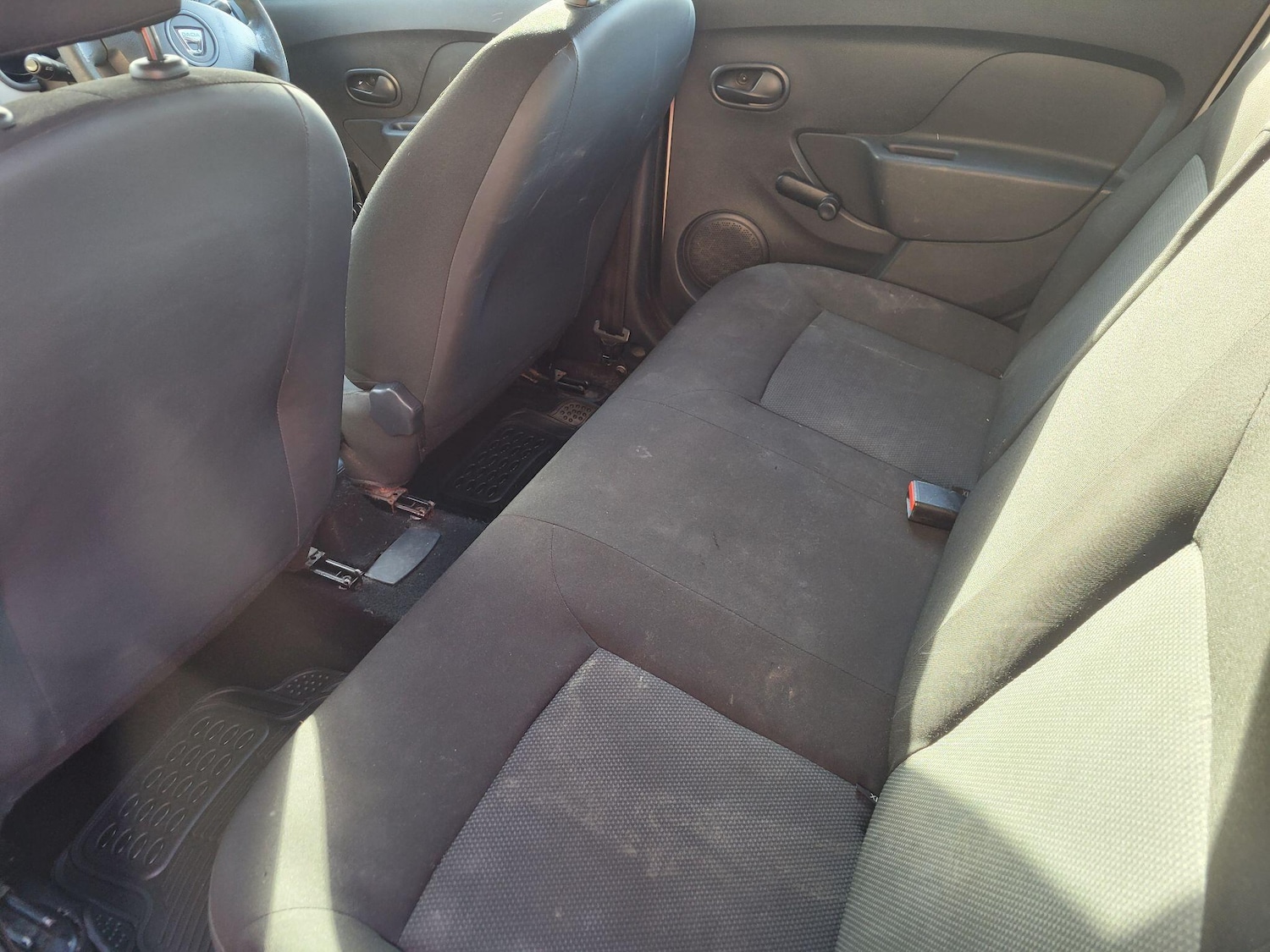 Used Dacia Sandero 2013 for sale - 76349790: Photo 17