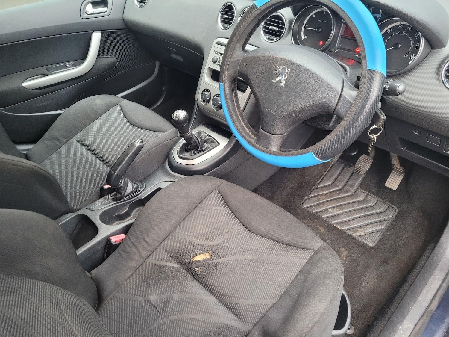 Used Peugeot 308 2011 for sale - 76942580: Photo 13