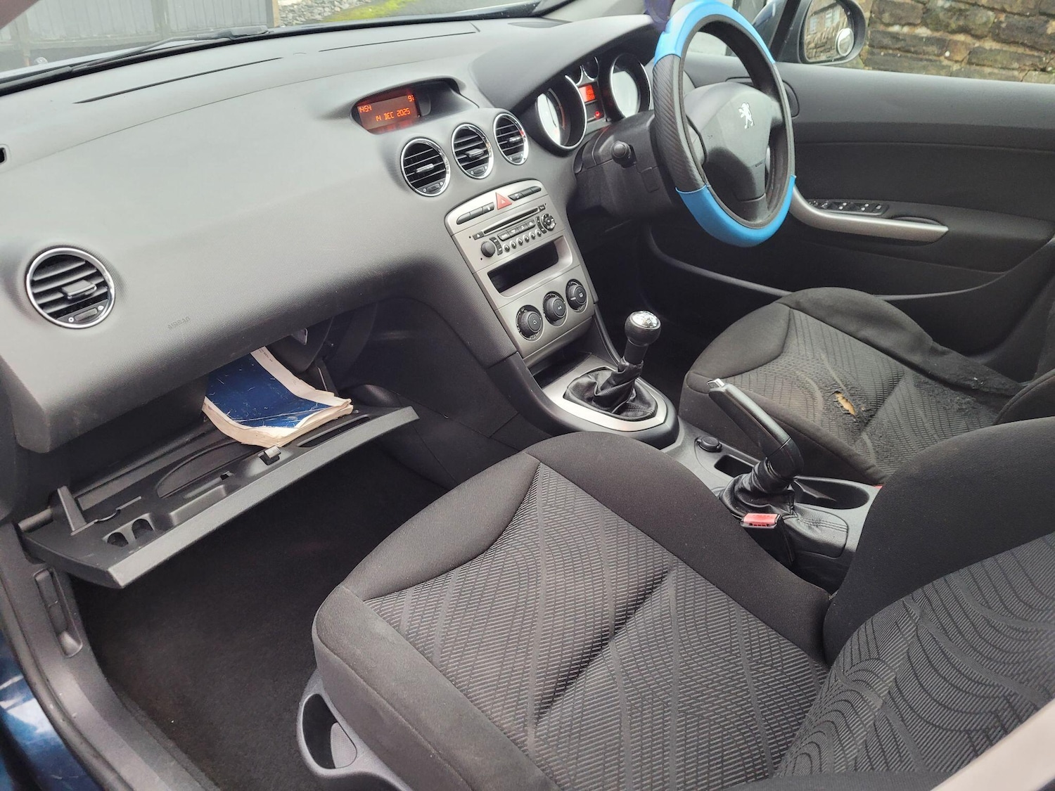 Used Peugeot 308 2011 for sale - 76942580: Photo 15